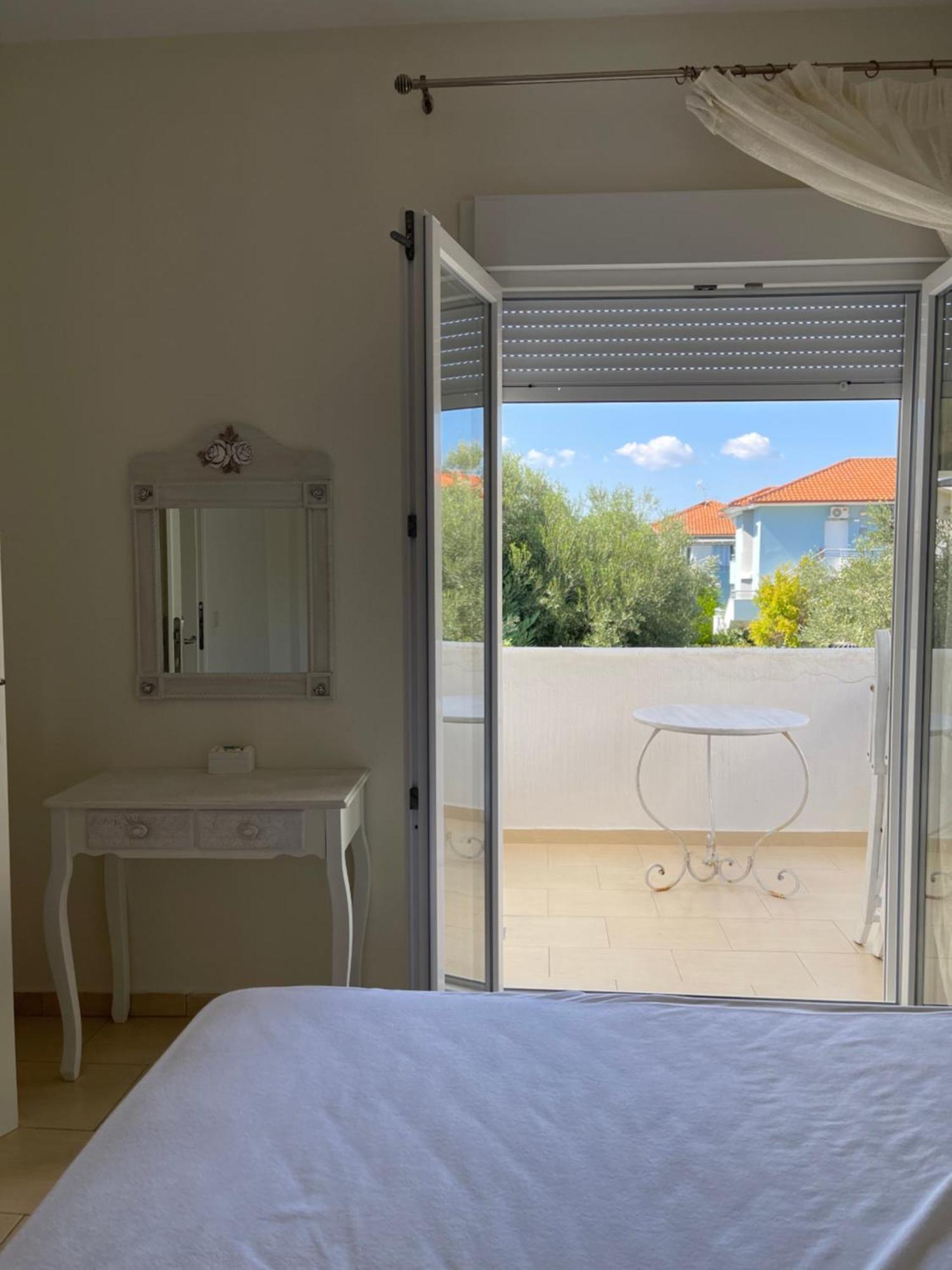 Apartamento Irina House Pefkohori Exterior foto